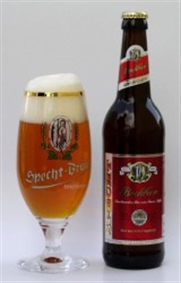 Specht Bockbier im Glas und in der Flasche